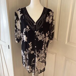 Appointments Black and Grey with Squines and Sparkle Button Floral Women's Top